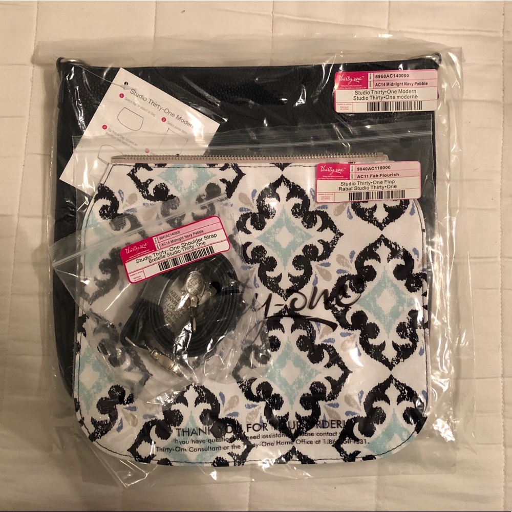 Studio Thirty One purse
